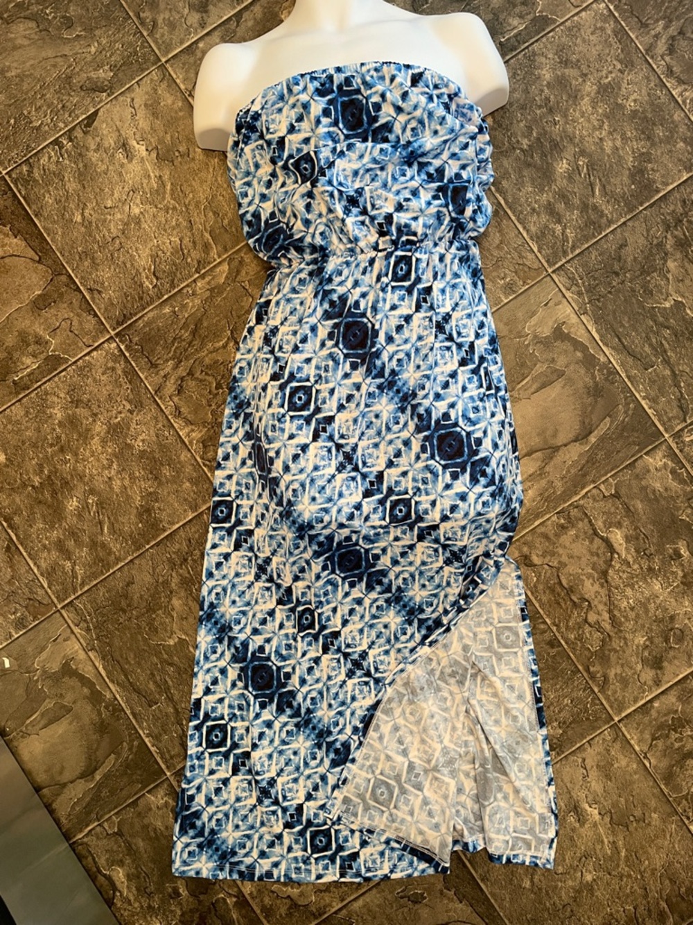 COVER ME Maxi Dress Strapless Vibrant Blue & White Patterned Beach Wear Coverup